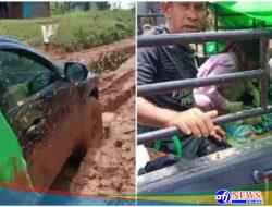 Jalan Rusak, Nyawa Taruhan, Kisah Pilu Seorang Ibu Melahirkan di Tengah Jalan