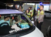 Kapolresta Tangerang dan Kasat Lantas Himbau agar Tertib Berlalu Lintas kepada Pemudik di Rest Area Tol KM 43