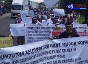 Ribuan  Massa Kelompok Tani Dan Masyarakat Sei Kopas Serta Aliansi Pejuang Masyarakat Bangsa (APMB) Beserta Kelompok Tani Lainya Menggeruduk Mapolres Asahan