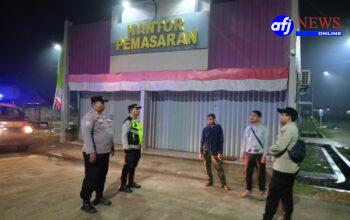 Pawas Polsek Cisoka Dan Anggota Polsek Cisoka Melaksanakan Sambang DDS Dan Sekaligus Sosialisasi Layanan Polri 110 Kepada Masyarakat.