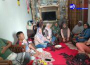 Danramil 14/Panongan Bersama Anggota Dan Persit Jenguk Anggota Yang Sedang Sakit.