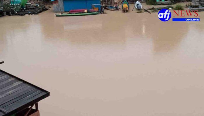 Warga Sedih, Air Sungai Batang Suhaid Semakin Keruh Dikarenakan Marak Aktivitas PETI Yang Kebal Hukum.