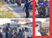 Pengguna Jalan Resah Mobil Berat Pengangkut Tanah Masih Seliweran pada Jam Sibuk di Jalan Srengseng Sukatani