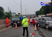 Sat Lantas Polres Pelabuhan Belawan Terapkan Contra Flow Akibat Banjir 1 Meter di Ruas Tol Arah Belawan