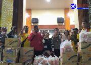 Polres Pelabuhan Belawan Salurkan Bantuan Makanan dan Minuman untuk Korban Banjir di Sekitar Komplek Martubung