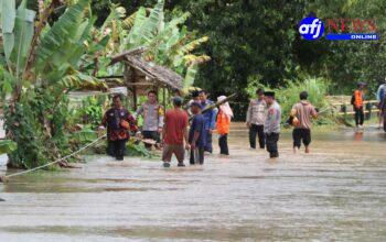 Kapolres Lebak Tinjau Langsung Lokasi Banjir di Kecamatan Banjarsari