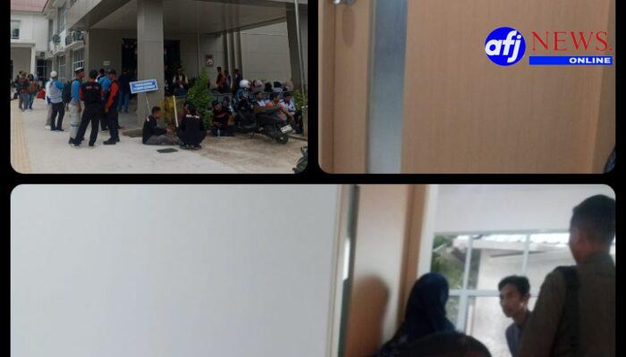 ‎Rapat UMK–UMSK Digelar Tertutup, Disnaker Batam Larang Media Meliput, Publik Pertanyakan Transparansi ‎