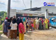 Warga Kampung Lumpang Demo di Depan Gerbang PT Biosfer, Tuntutan Penutupan Pengelolaan Limbah (B3).