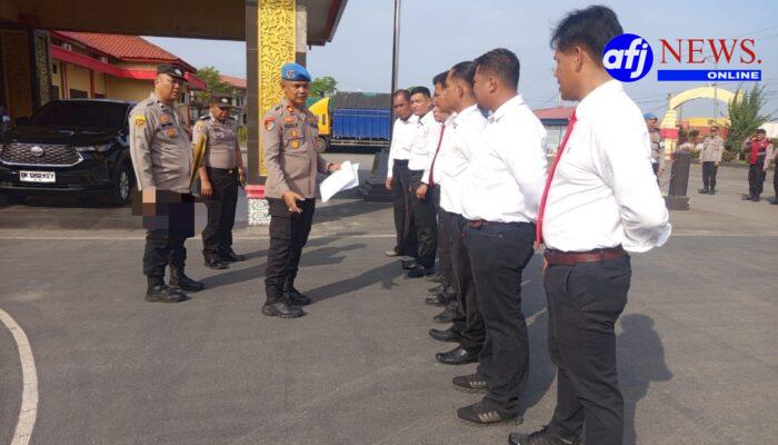 Laksanakan Pengawasan, Si Propam Polres Pelabuhan Belawan Cek Izin Senjata Api Personel