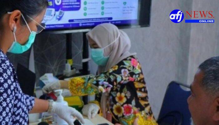 Kolaborasi Imigrasi Belawan dan Puskesmas Belawan, Puluhan Warga Ikuti Pemeriksaan Kesehatan Gratis